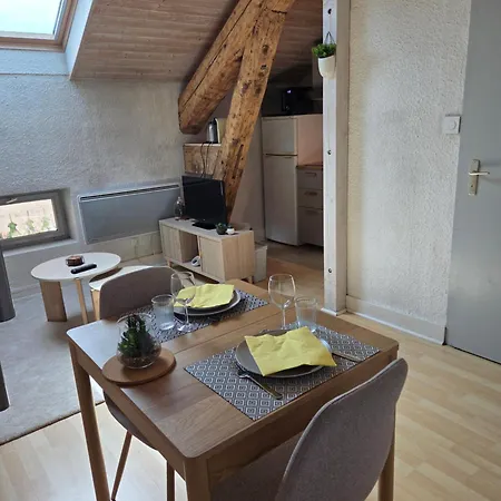 Le Cocon D'uriage Apartment *